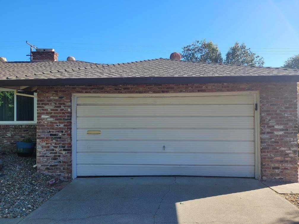 Fields Garage Door – Before